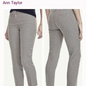 Ann Taylor cropped pant 10 Petite